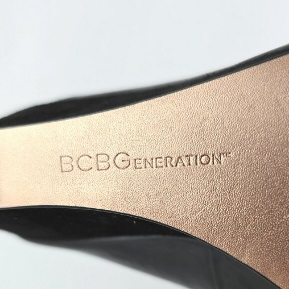 BCBGeneration Tedolie Black Patent Faux Suede Peep Toe Wedge Pump Size 6.5B - Picture 12 of 15